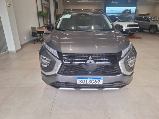 MITSUBISHI ECLIPSE CROSS 1.5 MIVEC TURBO GASOLINA HPE-S S-AWC CVT MITSUBISHI ECLIPSE CROSS 1.5 MIVEC TURBO GASOLINA HPE-S S-AWC CVT